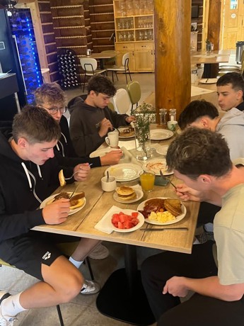 548874459_18374425696183303_382751990788866856_n